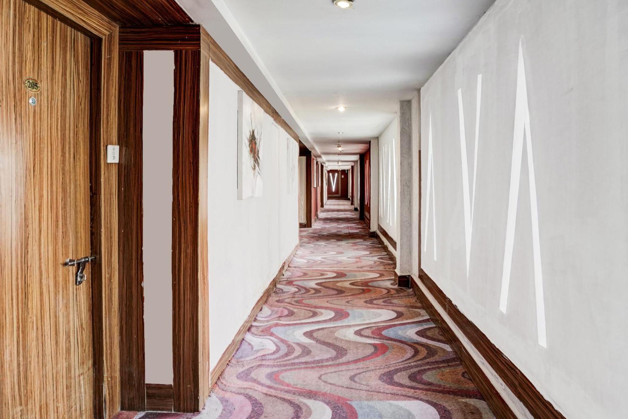 Townhouse 809 Royal Palms Hotel - Rose Collection Bombaj Zewnętrze zdjęcie